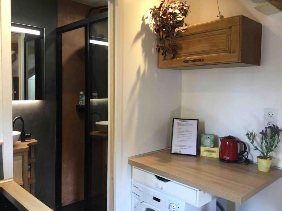 ניס Studio De Charme Au Coeur De La Vieille Ville מראה חיצוני תמונה